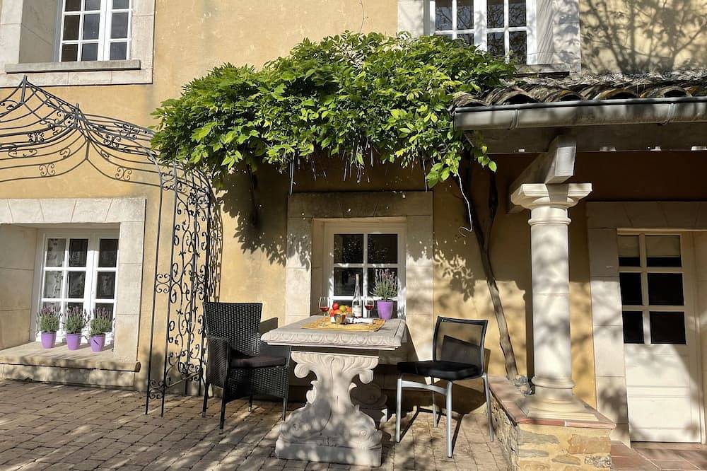 Ganze Wohnung, Paradis de Provence in Le Pin, Nimes und Umgebung