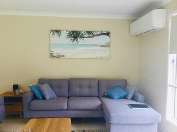 Holiday Home for 8 People in Agnes Water, Queensland, Photo 3