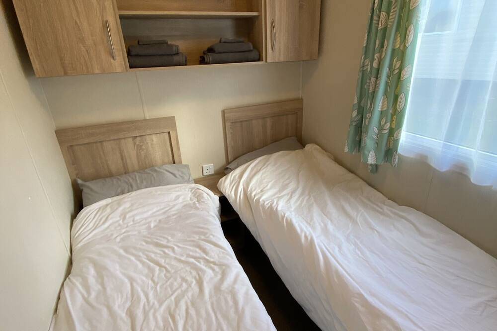 Fabulous two bed home minutes from the beach in Newquay, Cornwall