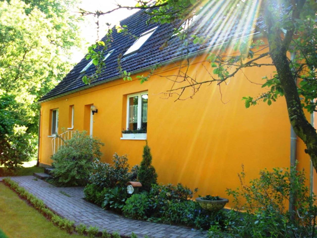 Ganze Ferienwohnung, Fewo Sündermann mit Terrasse, Pavillon und Grill in Mellenthin, Usedom