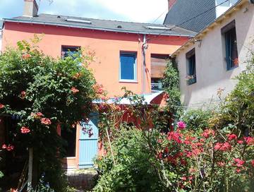 Cottage pour 2 personnes, avec jardin à Nantes