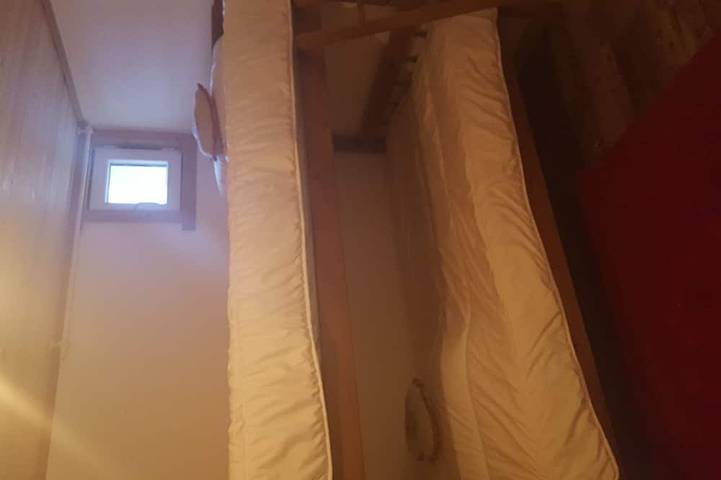 Gîte pour 5 personnes, avec jacuzzi ainsi que jardin et balcon à Serraval - 4