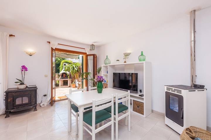 Ferienhaus "Casa Ginebro" in Strandnähe mit 2 privaten Terrassen und Wlan in Font de sa Cala, Capdepera