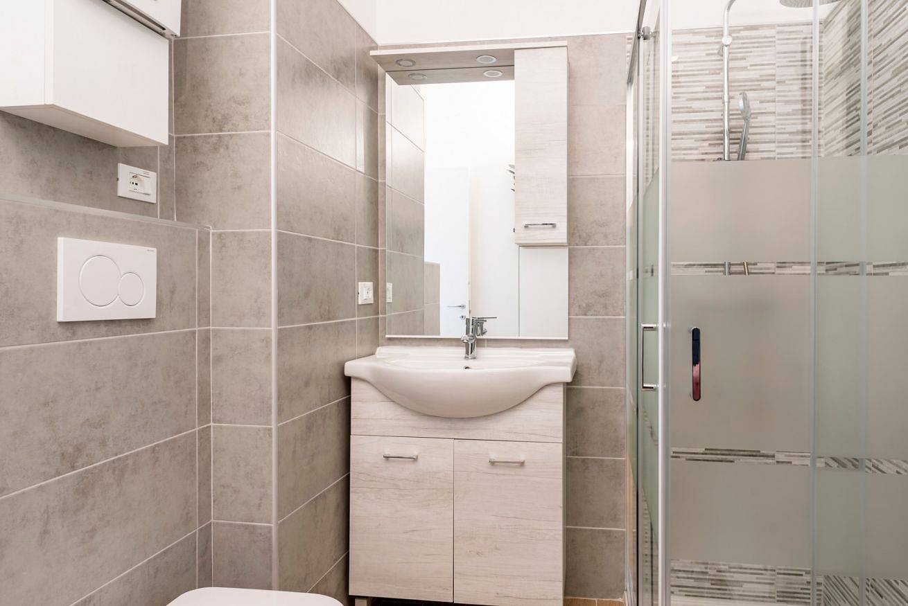 Apartamento entero, Livorno Central and Modern Room! in Livorno, Costa Etrusca