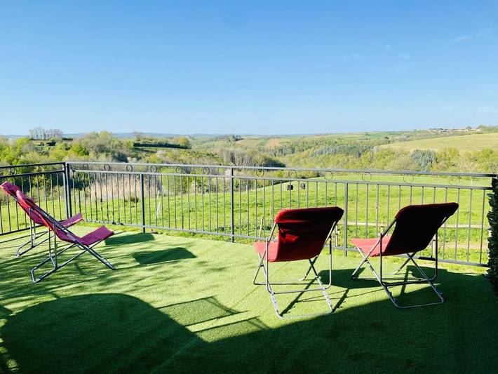 Location de vacances pour 8 personnes, avec vue ainsi que bassin pour enfant et jardin à Villefranche-d'Albigeois - 4