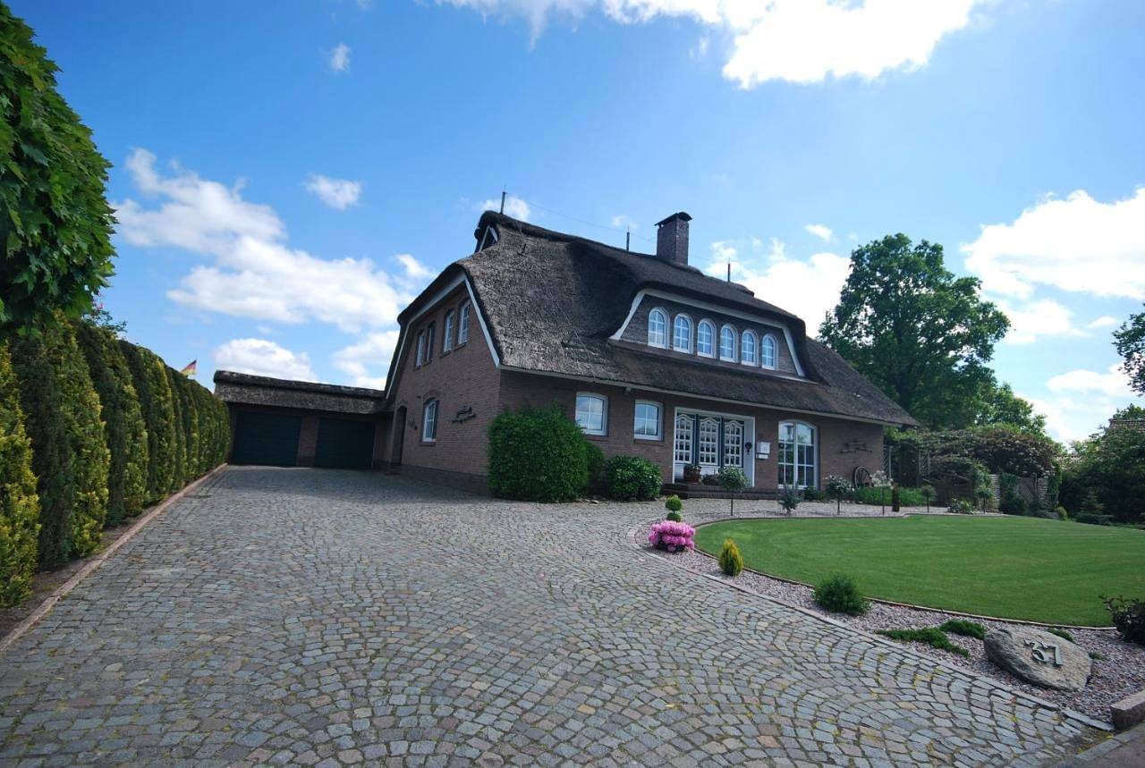 Ganze Wohnung, Ferienwohnung -Am Kanal- in Uplengen, Ostfriesland