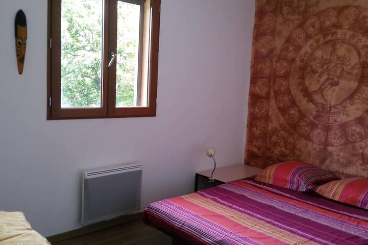 Location de vacances pour 9 personnes, avec jardin et terrasse à Saint-Frézal-de-Ventalon - 4