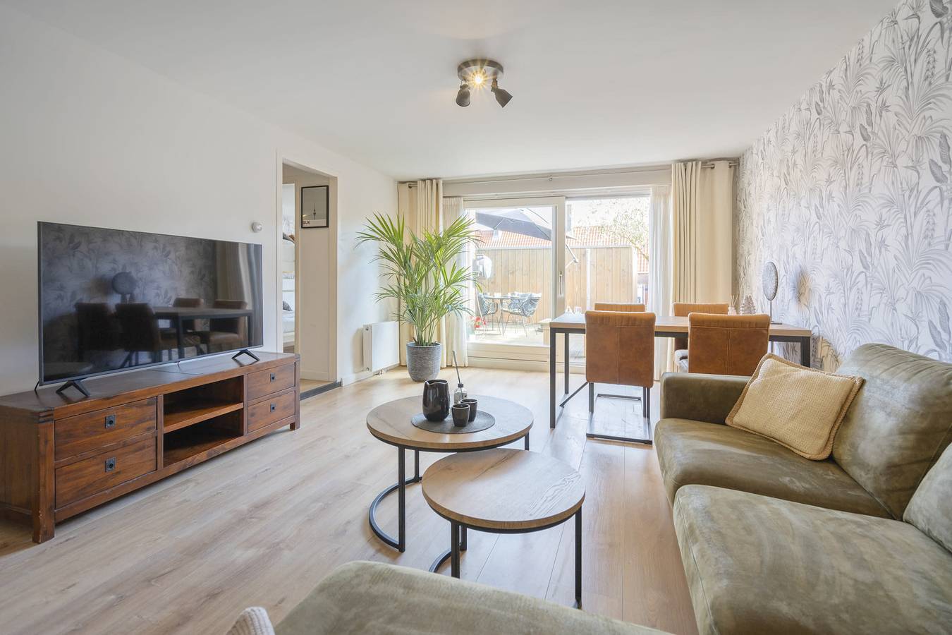 Appartement entier, Family Garden Apartment | Patio, parking gratuit in Zandvoort, Mer du Nord Pays-Bas