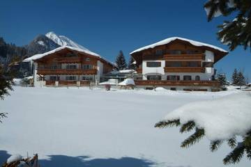 Bed And Breakfast für 2 Personen in Tannheim (Tirol), Allgäuer Alpen (Österreich), Bild 4