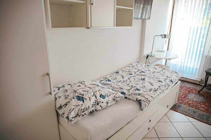 Zimmer 'Einzelzimmer 1' mit privater Terrasse und Wi-Fi in Wasserburg (Bodensee), Bayerisch Schwaben