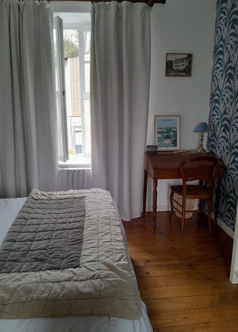 Maison bleue, chambres d'hôtes à Pontrieux - chambre bleue in Pontrieux, Région de Guingamp