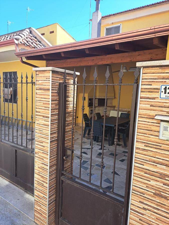B&b per 2 persone, con Terrazza e Giardino nonché Panorama a Mondragone