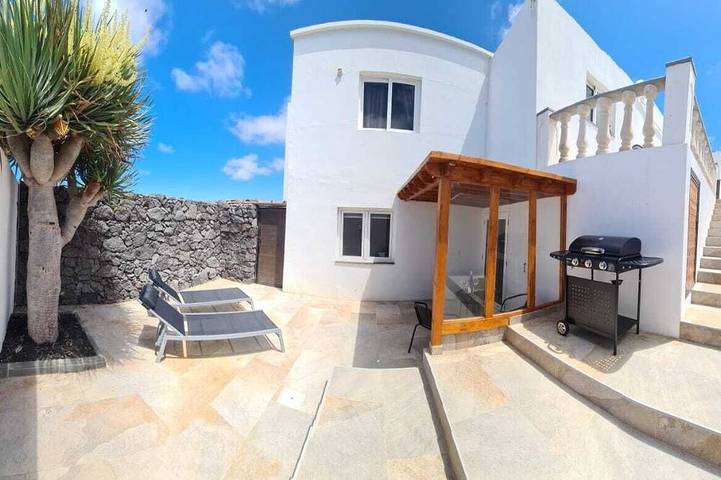 Casa de vacaciones para 3 personas, con jardín y balcón - 1