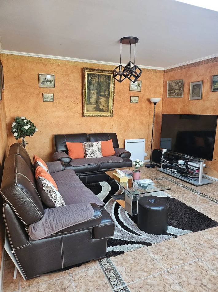Maison confortable à Ver-sur-Mer avec jardin privé in Ver-sur-Mer, Côte de Nacre