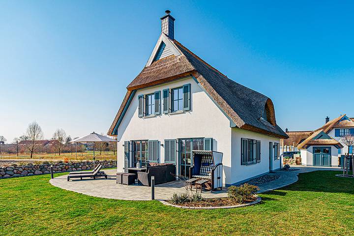 Ferienhaus für 8 Personen, mit Terrasse und Garten sowie Sauna