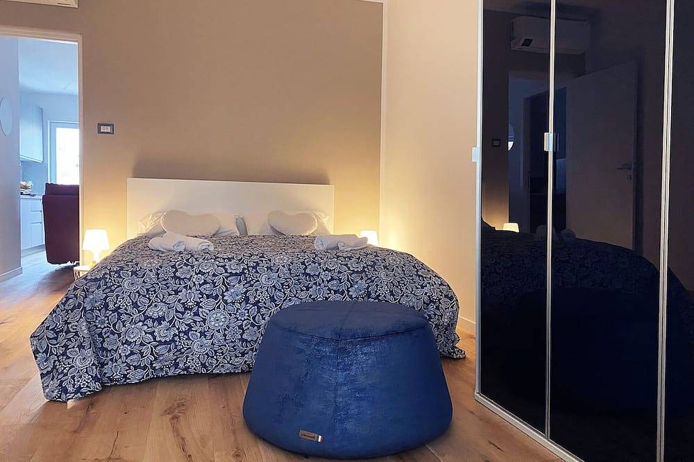 Entire apartment, Nel Cuore di Trieste, Elegante Casa Vacanze a Pochi Passi dal Centro Storico in Trieste, Carso