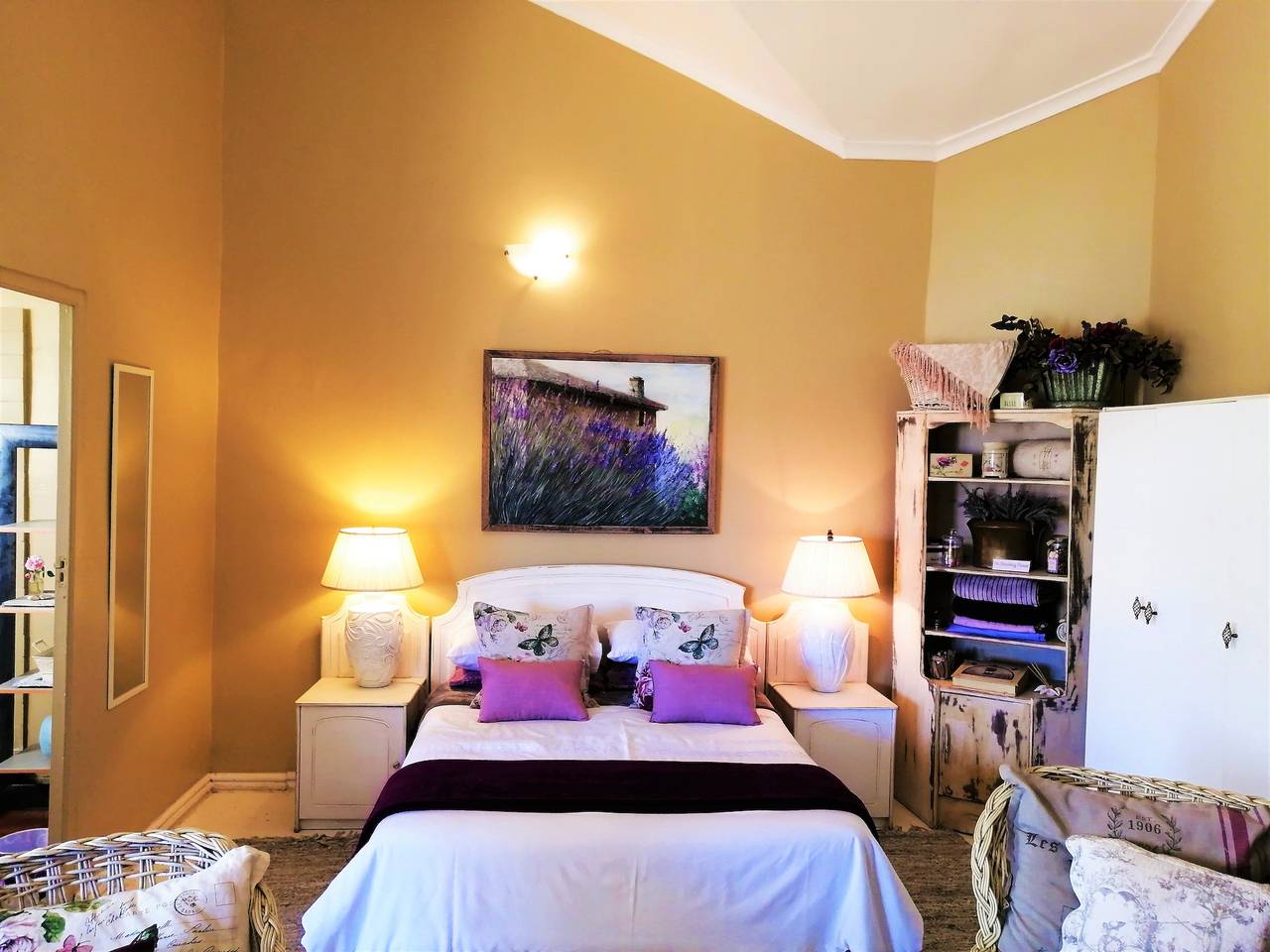 Entire apartment, Lilacs Cottage near the sea in Bloubergstrand, Cape Town