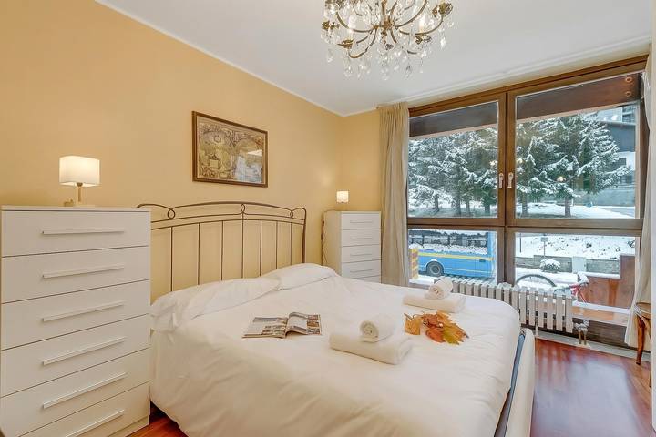 Apartamento entero, Appartamento Tracce Di Neve with Parking for 4 in Sestriere, Via Lattea
