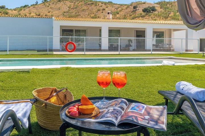 Villa pour 14 personnes, avec jardin - 1