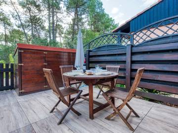 Gîte pour 4 personnes, avec terrasse dans Lac de Lacanau
