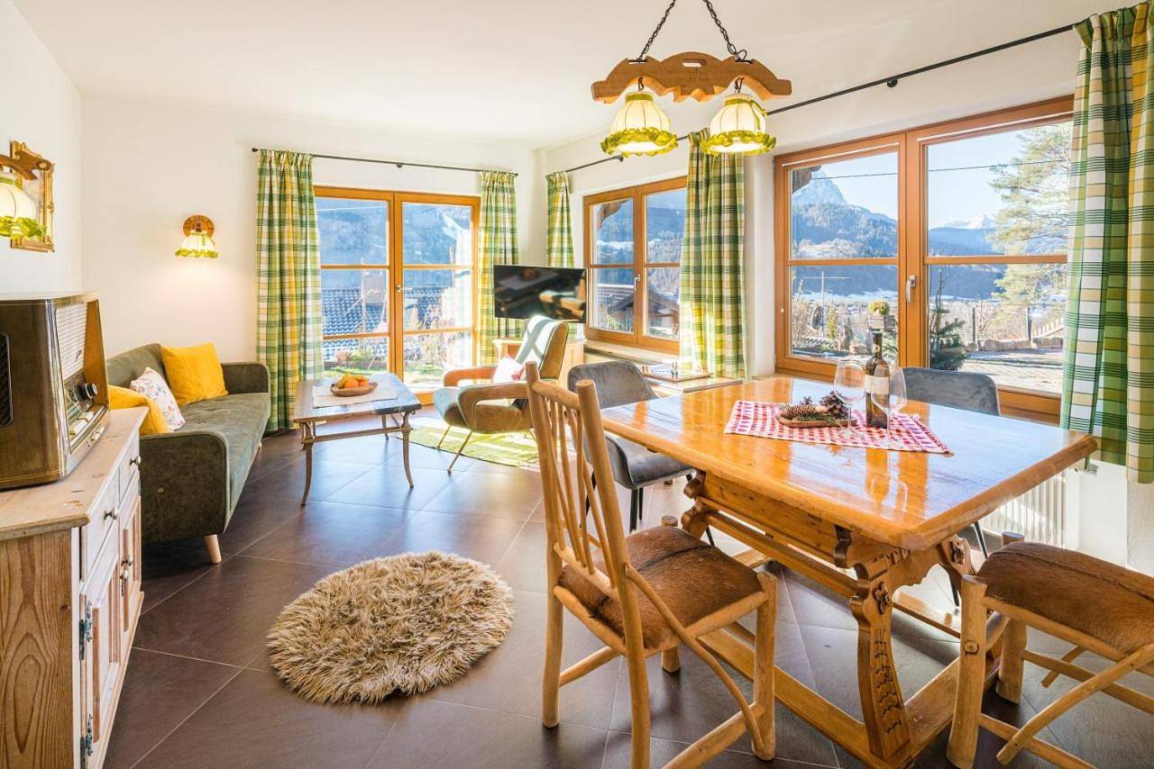 Zur Schönen Aussicht Hotel garni in Garmisch-Partenkirchen, Bayerische Alpen
