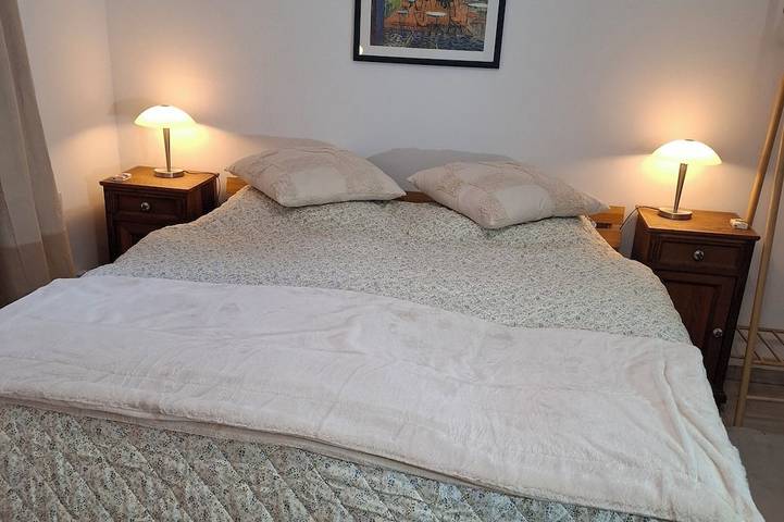 Ganze Wohnung, Apartment am Schloßberg in Neusitz, Romantische Straße