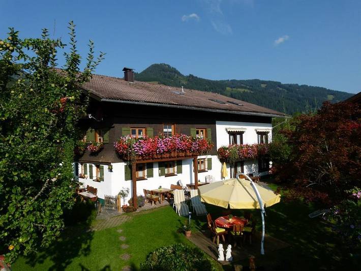 Pension für 4 Personen, mit Balkon und Garten im Allgäu
