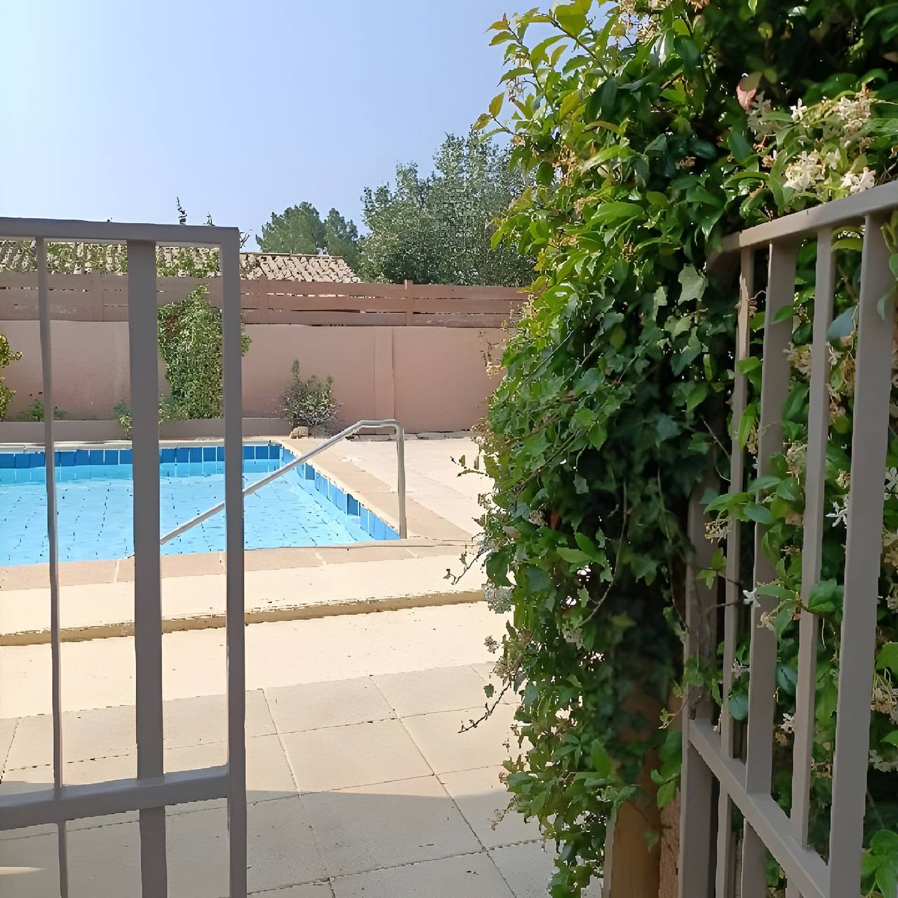 Centro del Luberon, Limonite, loft de 45 m² con piscina in Gargas, Parque natural regional del Luberon
