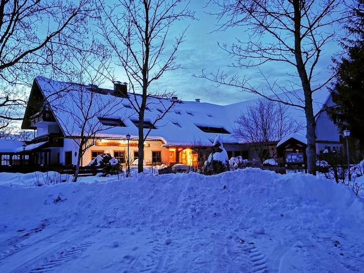 Hotel für 8 Personen, mit Garten und Ausblick, mit Haustier in St. Johann (Württemberg)