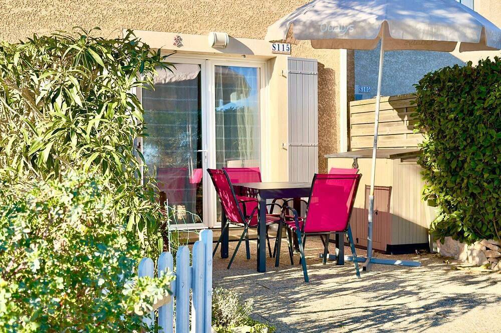 Ganze Wohnung, La Dolce Vita, 2 guests, Pool in Calvisson in Calvisson, Mittelmeerküste (Frankreich)