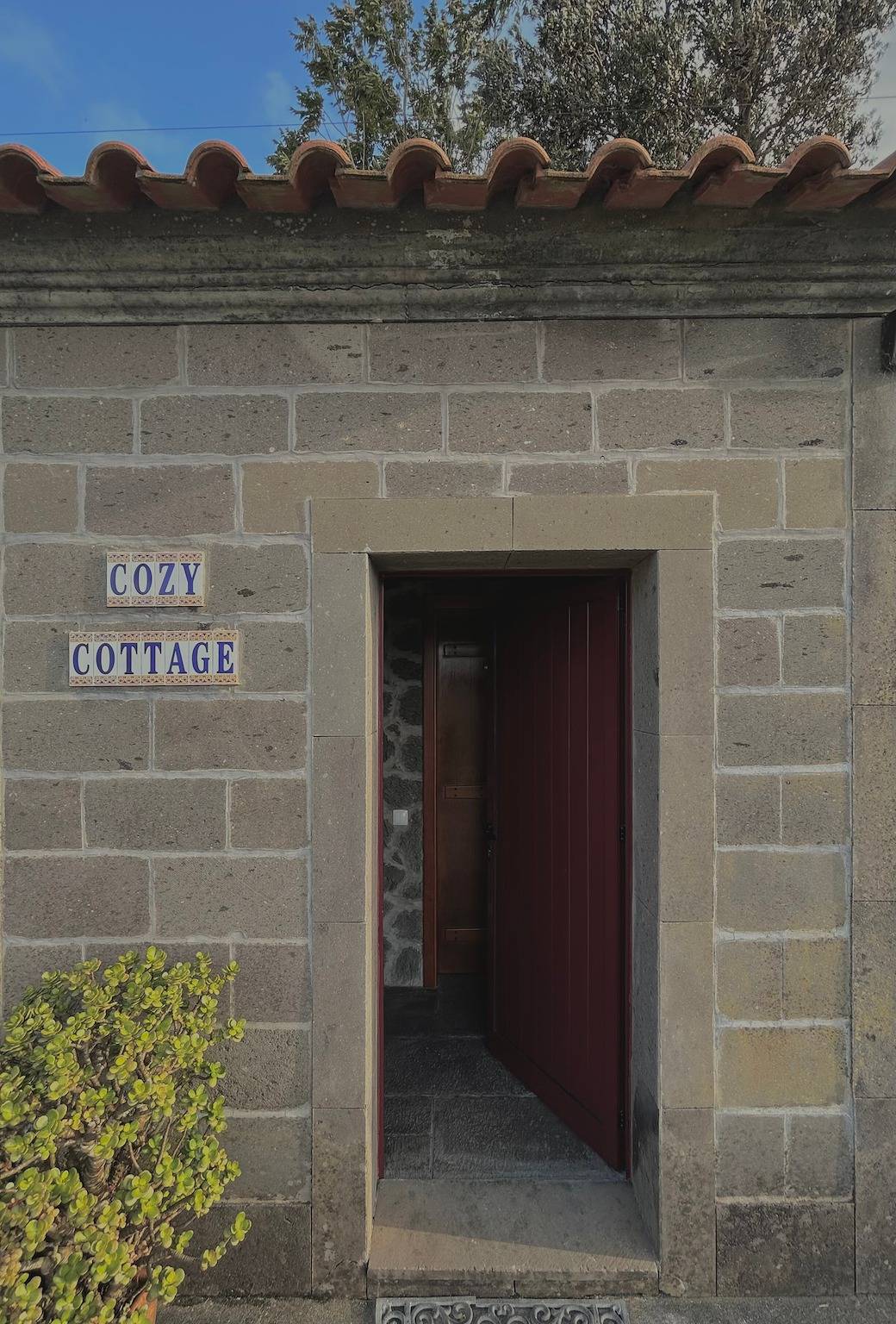 Ganze Ferienwohnung, „Cozy Cottage“ auf der Insel Terceira in Fontinhas, Terceira (Azoren)