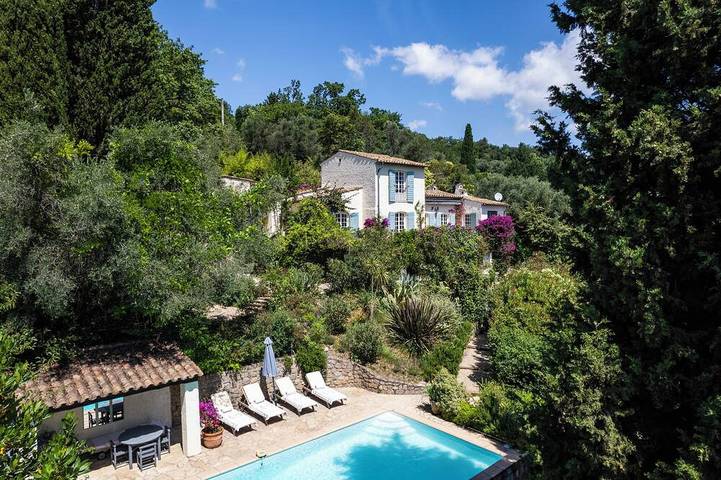 Villa pour 6 personnes, avec balcon et jardin à Opio