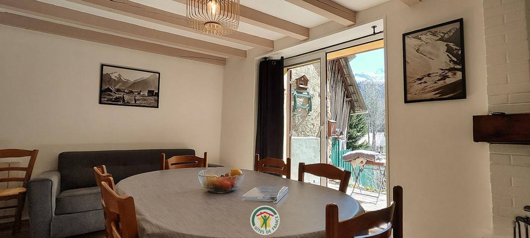 Gîte pour 6 personnes, avec jardin à Mont-de-Lans - 3