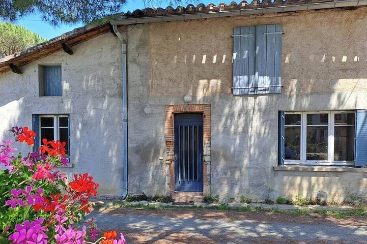 Location de vacances pour 6 personnes, avec Jardin à Lagrave