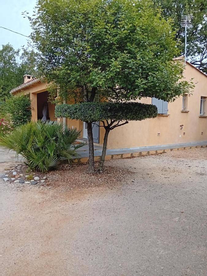 Gîte pour 4 personnes, avec vue et jardin à Garéoult - 4