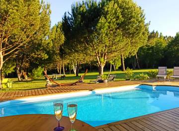 Chambre d’hôte pour 2 personnes, avec jardin et piscine à Saint-Ciers-d'Abzac
