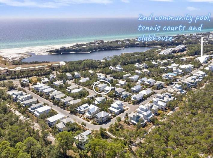 Vacation rental for 10 people, with pool and balcony in Blue Mountain Beach