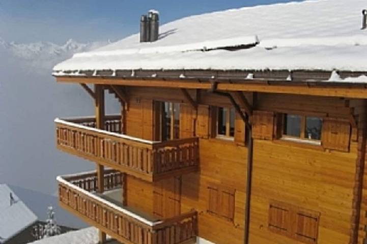 Ferienwohnung für 10 Personen, mit Balkon und Whirlpool in Nendaz