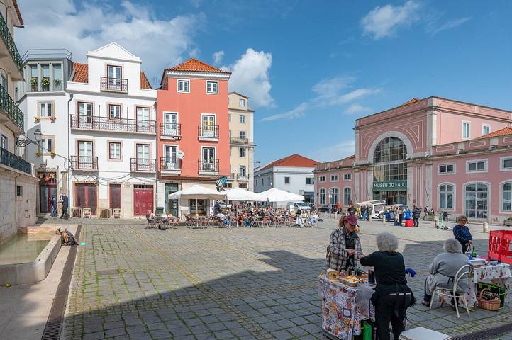 Ganze Wohnung, Ferienwohnung für 2 Personen mit Balkon/Terrasse in São Miguel (Lissabon), Santa Maria Maior