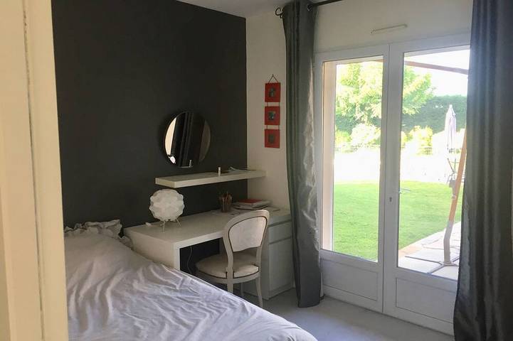 Location de vacances pour 8 personnes, avec jardin et terrasse à Meyreuil - 2