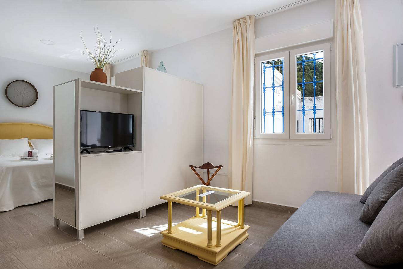 Appartement entier, Appartement "Casa de 10 - 4I" avec vue sur les montagnes, piscine partagée et Wi-Fi. in Vejer de la Frontera, Costa de la Luz