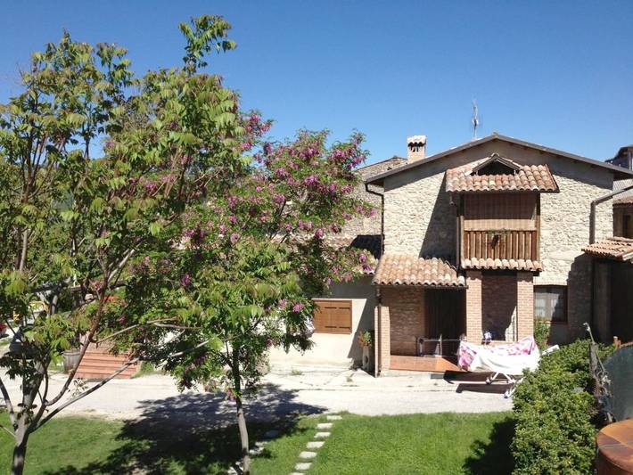 Casa vacanza per 6 persone, con panorama e giardino, con animali domestici - 1