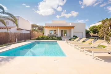 Villa in Cala d'Or, Santanyí für 8 
