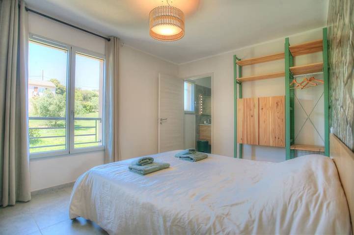 Location de vacances pour 7 personnes, avec jardin et terrasse à Santo-Pietro-di-Tenda - 2