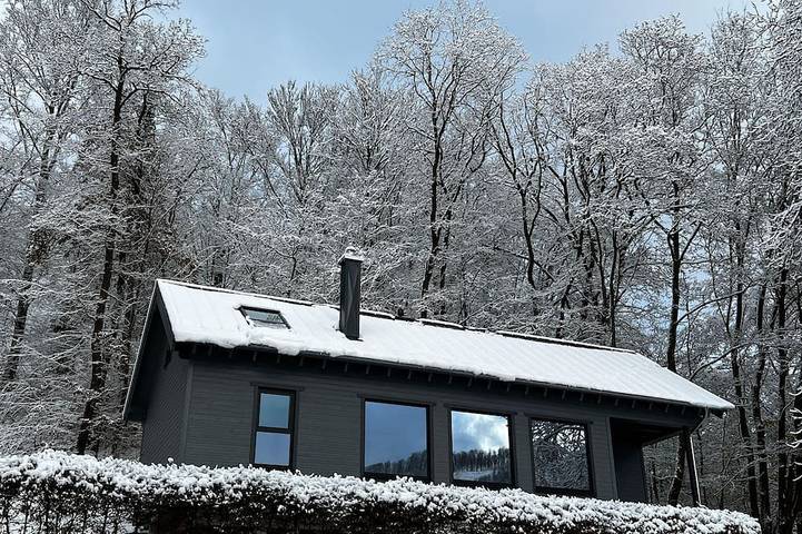 Ferienhaus für 6 Personen, mit Balkon und Sauna sowie Garten