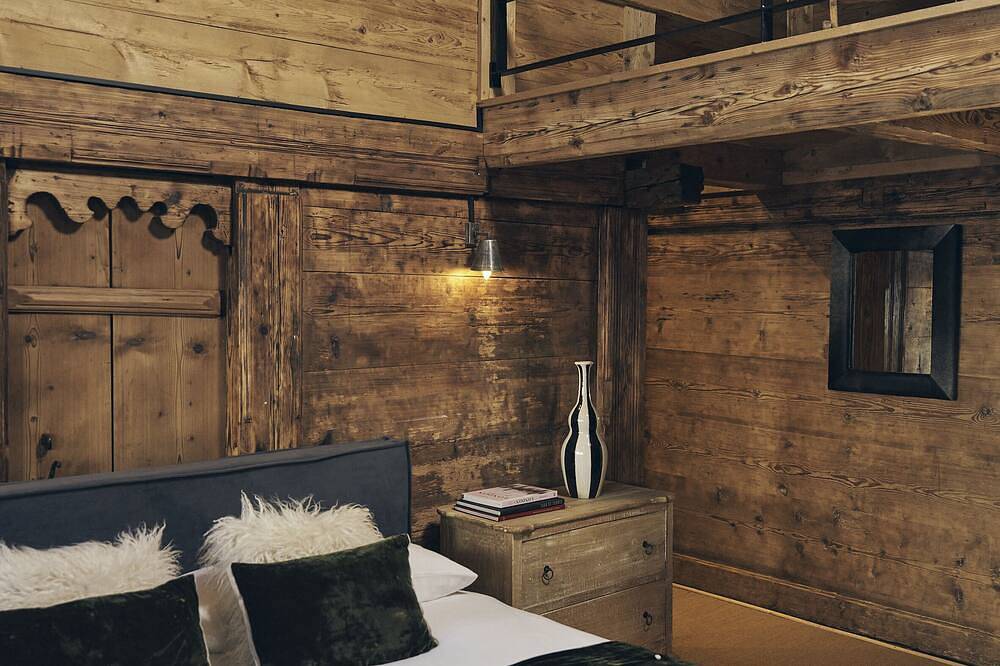 Luxury Farmhouse near Gstaad, Sleeps up to 12 in Saanenmöser, Saanen