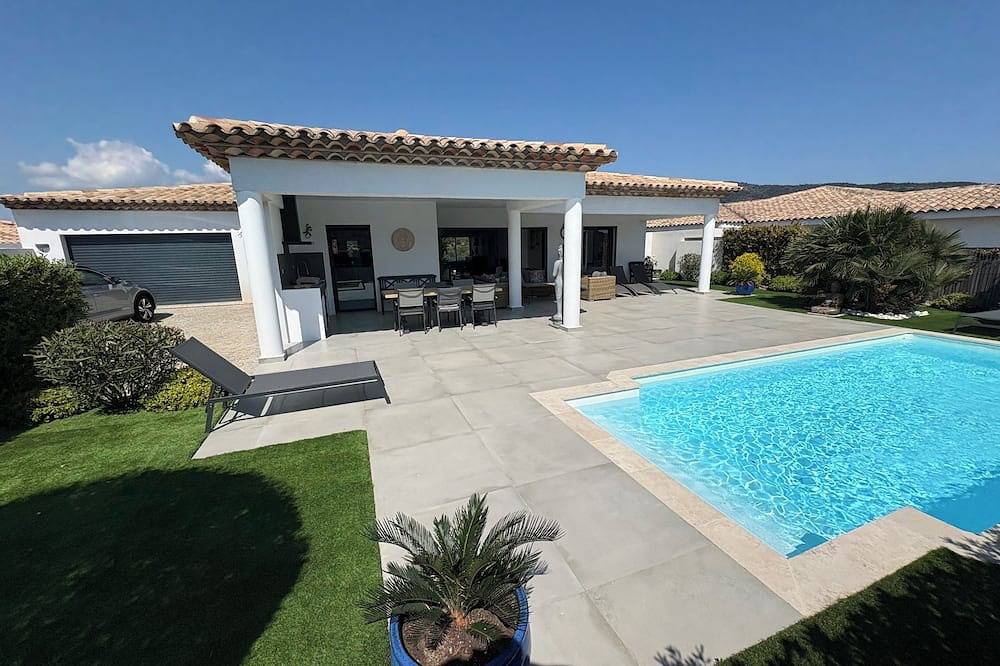 Casa vacanza a Var a partire da 516€ a notte