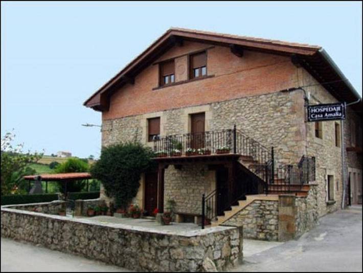 Casa de huéspuedes para 2 personas, con Jardín y Vistas en Santillana del Mar