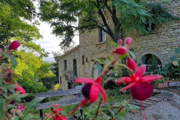 Location de vacances pour 8 personnes, avec Jardin à Piandimeleto