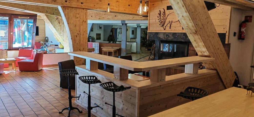 Parc de vacances pour 4 personnes, avec vue ainsi que terrasse et jardin dans les Pyrénées - 4